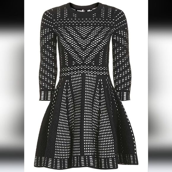 Top Shop Geometric Pattern Fit And Flare Knitted Mini Dress Black White Size US8 - Picture 1 of 14